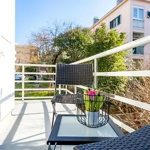 Centre Zlatan Rooms&studio Bed & Breakfast